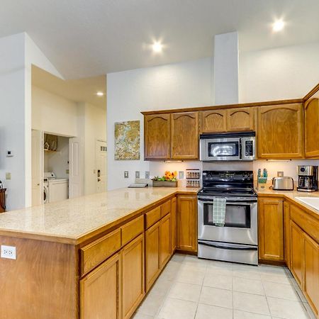 Modern Coeur Dalene Getaway Condo Walk Downtown! Coeur d'Alene Exteriör bild