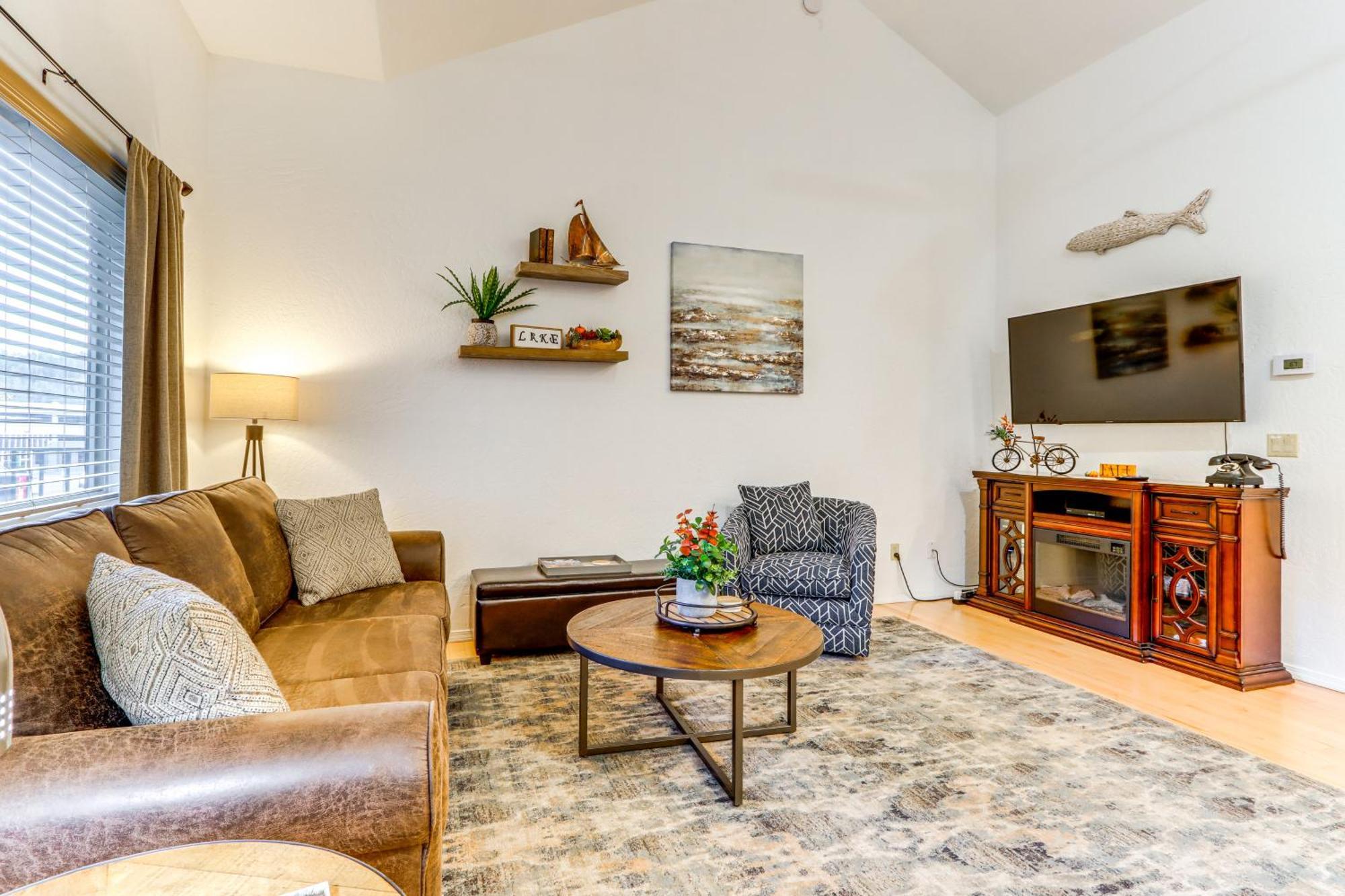 Modern Coeur Dalene Getaway Condo Walk Downtown! Coeur d'Alene Exteriör bild